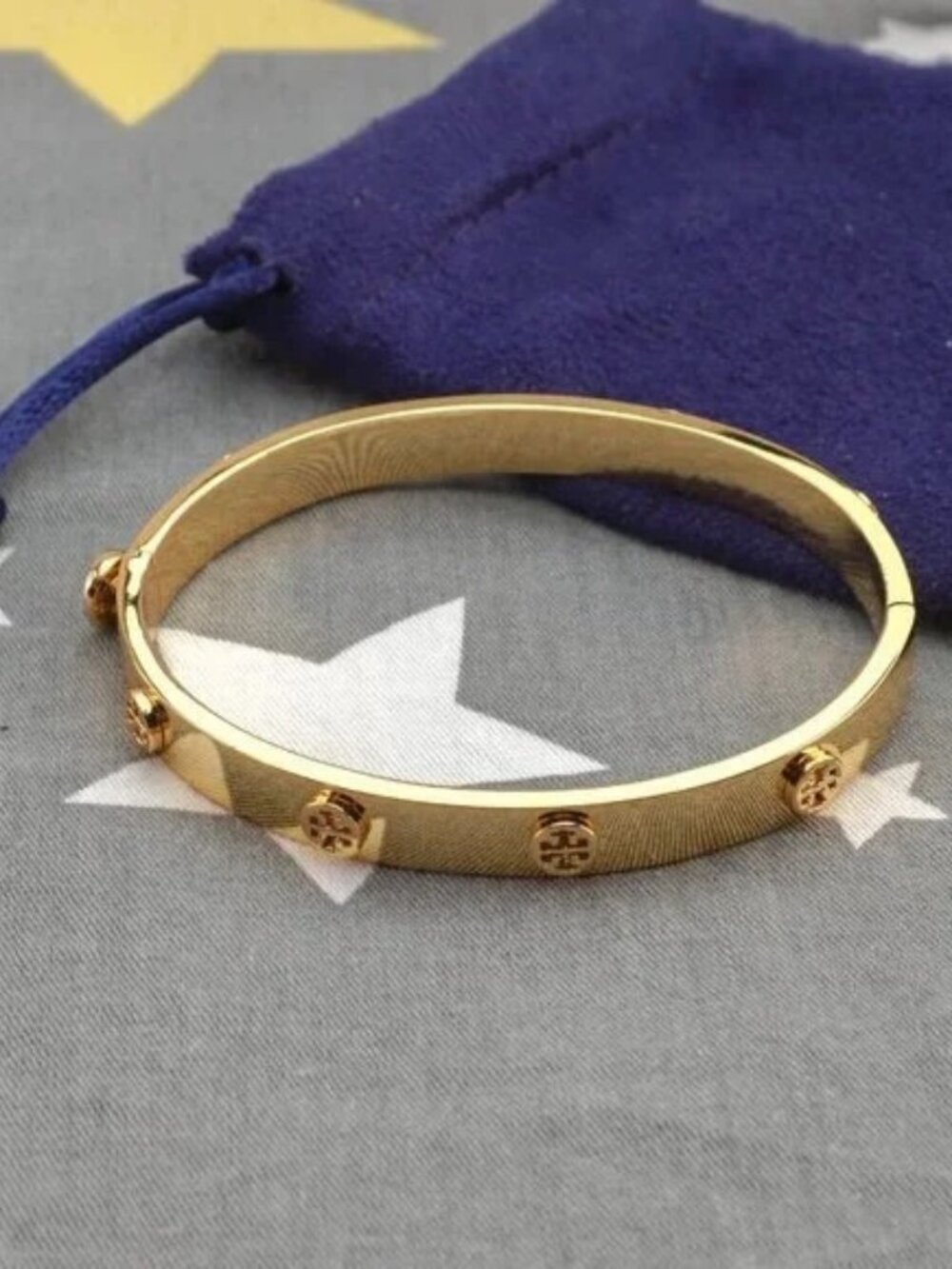 Tory Burch Miller Stud 7mm Bracelet in Gold (Brand New) Medium - Picture 6 of 6